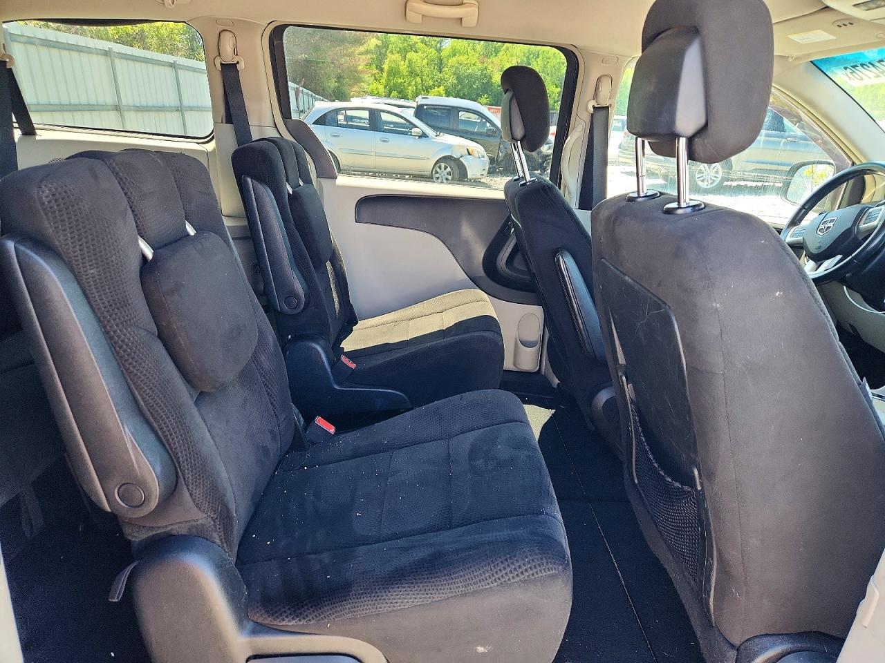 2012 DODGE GRAND CARAVAN CREW photo 11