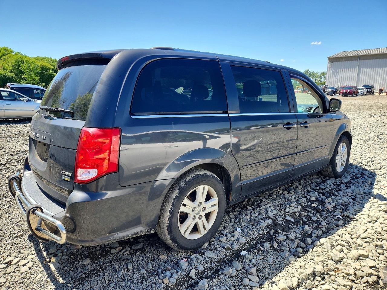 2012 DODGE GRAND CARAVAN CREW photo 3
