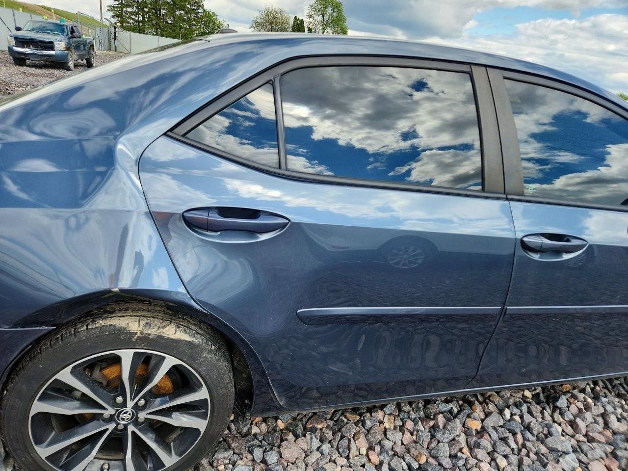 2017 TOYOTA COROLLA SE photo 28