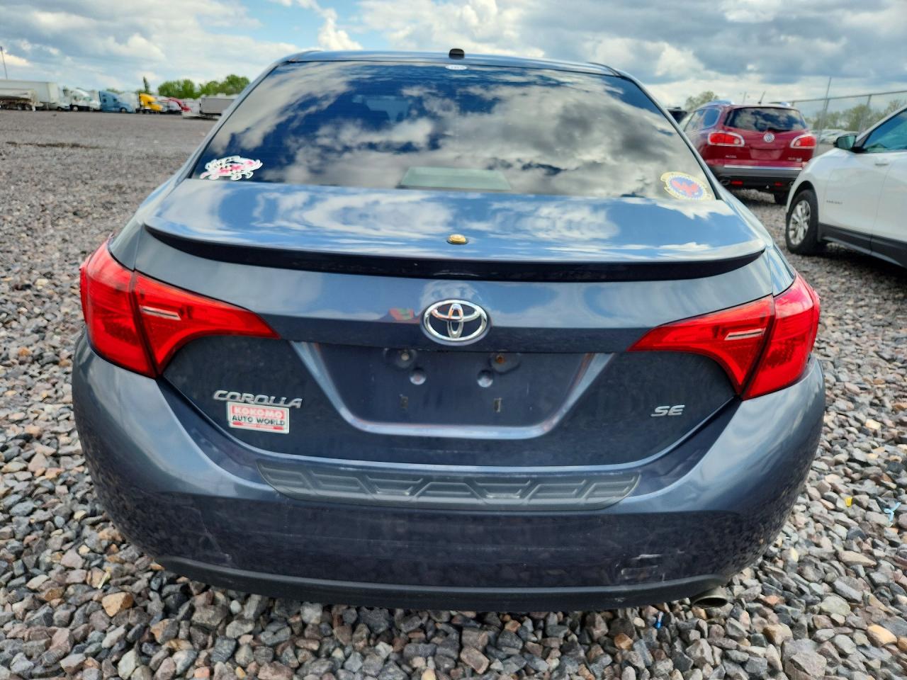 2017 TOYOTA COROLLA SE photo 16