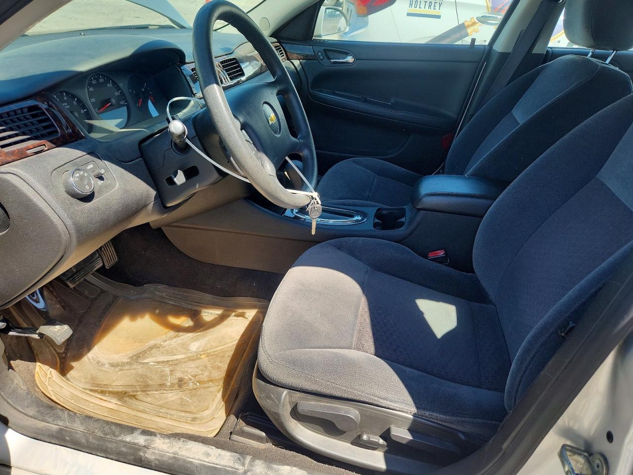 2012 CHEVROLET IMPALA LS photo 13