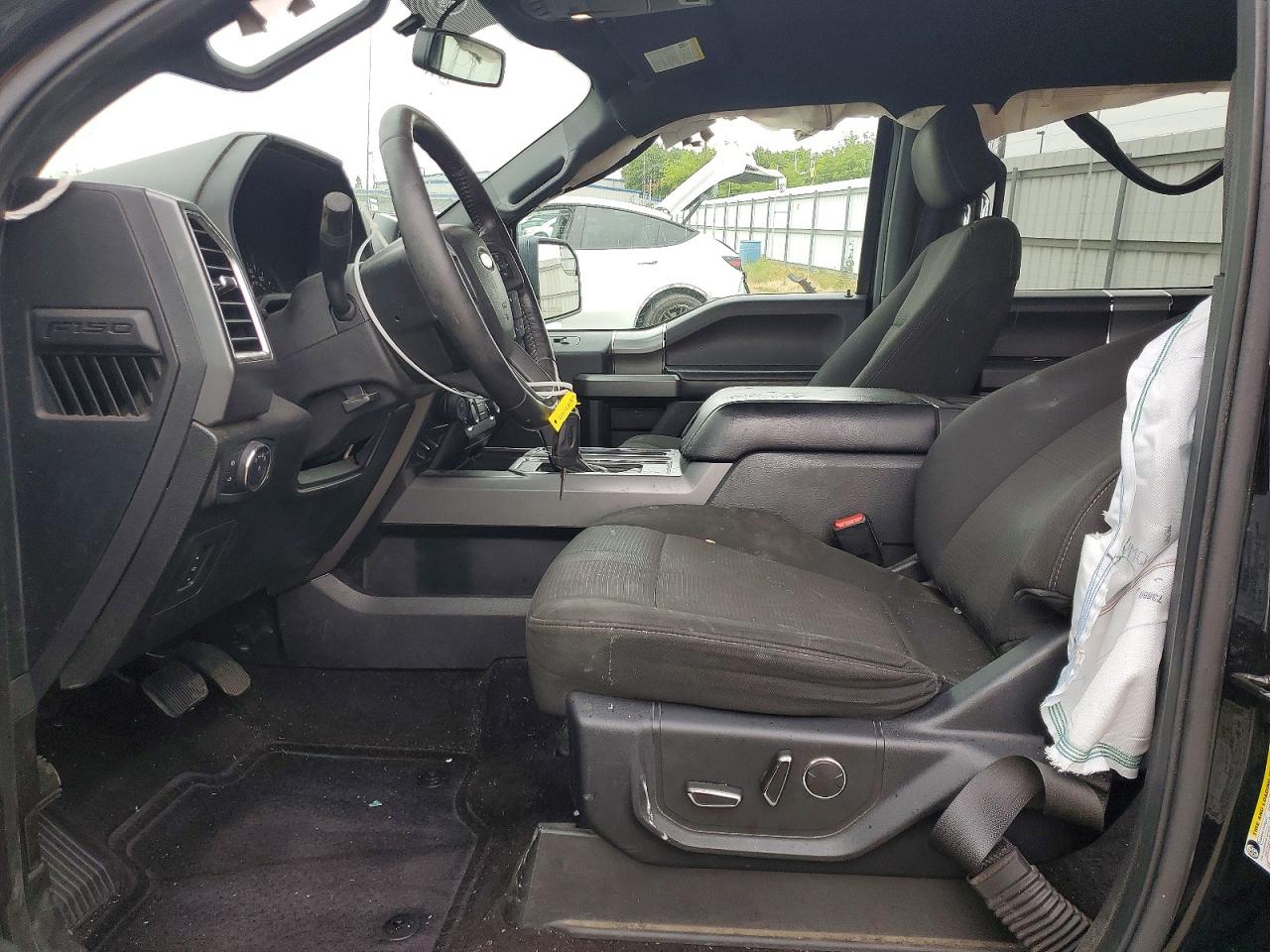 2017 FORD F150 SUPERCREW photo 13