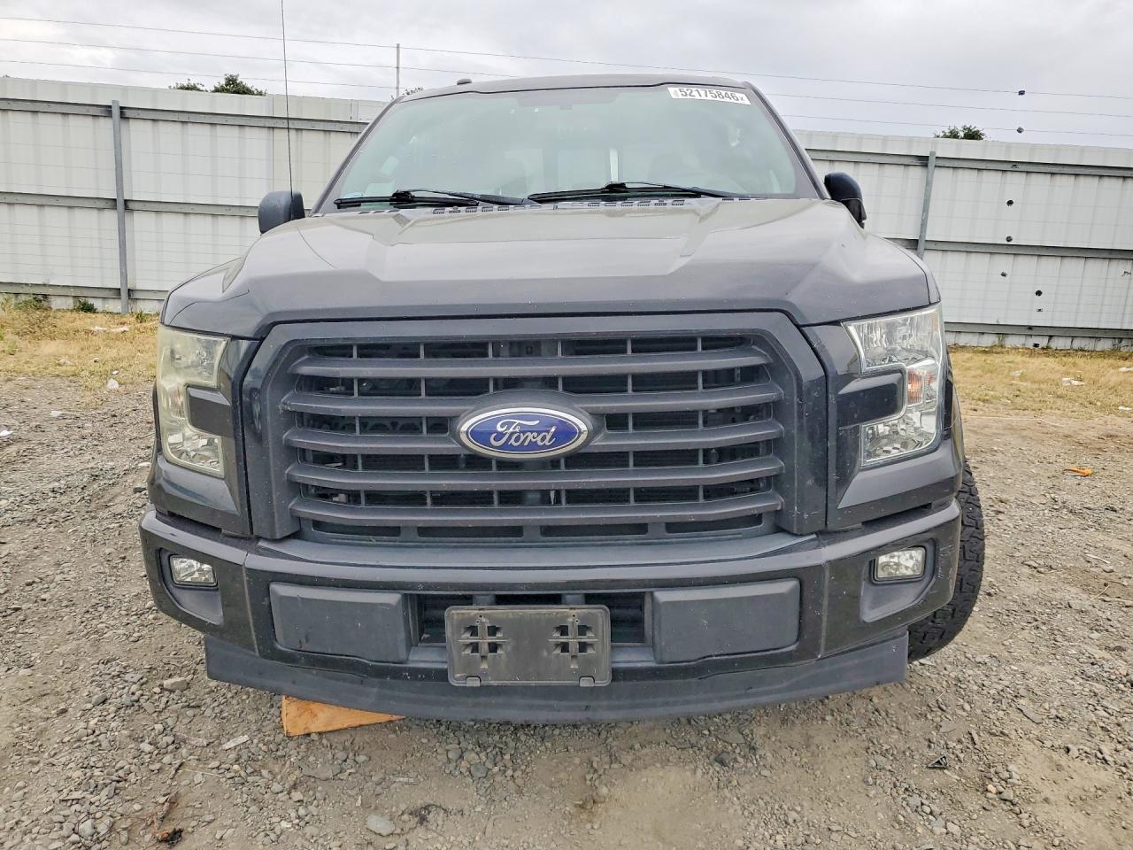 2017 FORD F150 SUPERCREW photo 9