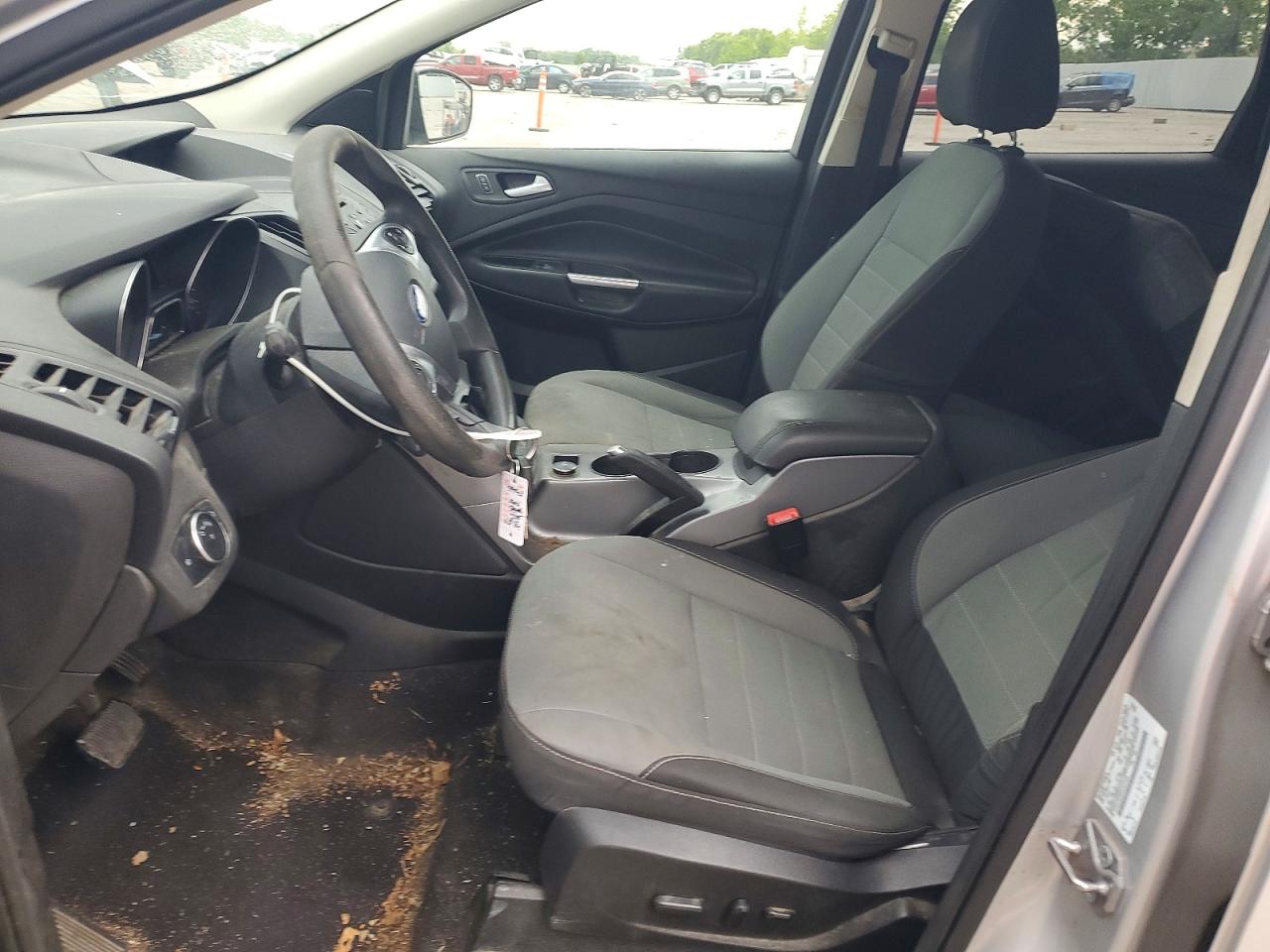 2016 FORD ESCAPE SE photo 13