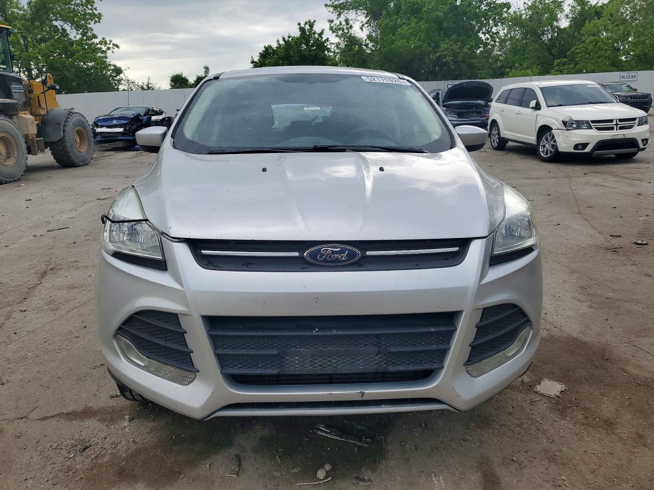 2016 FORD ESCAPE SE photo 9
