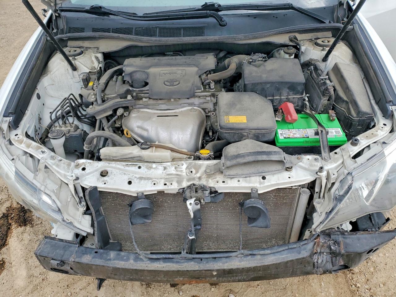 2014 TOYOTA CAMRY SE photo 21
