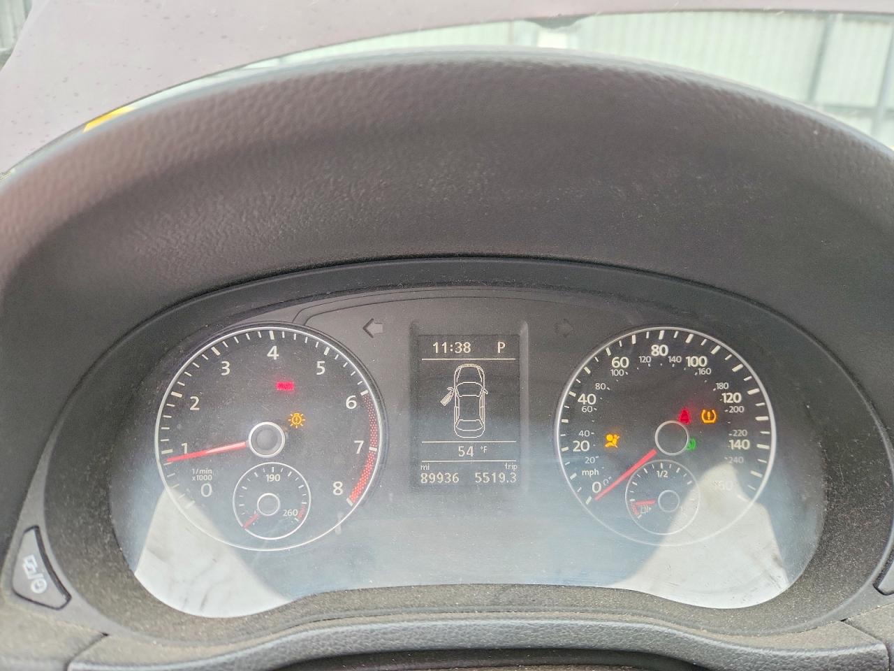 2014 VOLKSWAGEN PASSAT SE photo 9