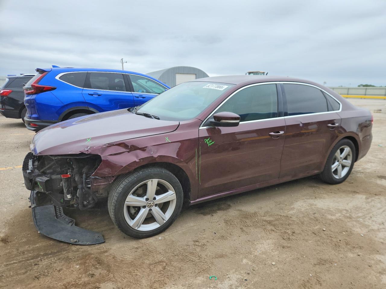 2014 VOLKSWAGEN PASSAT