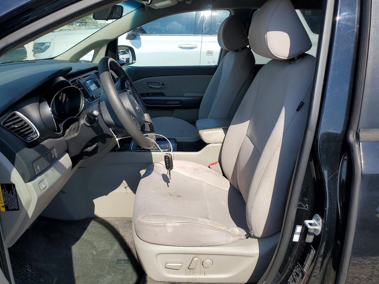 2016 KIA SEDONA LX photo 7