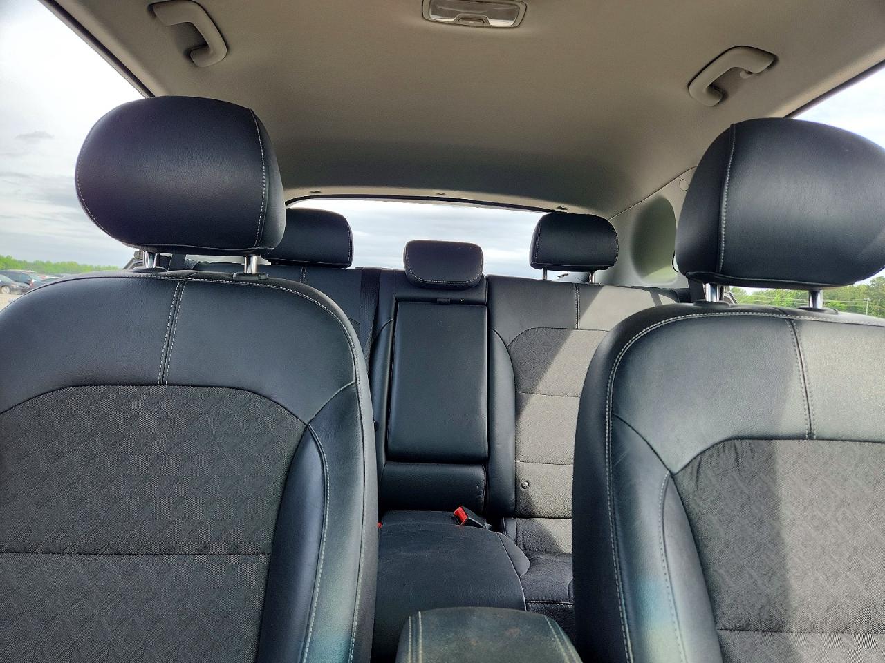 2018 KIA NIRO EX photo 19