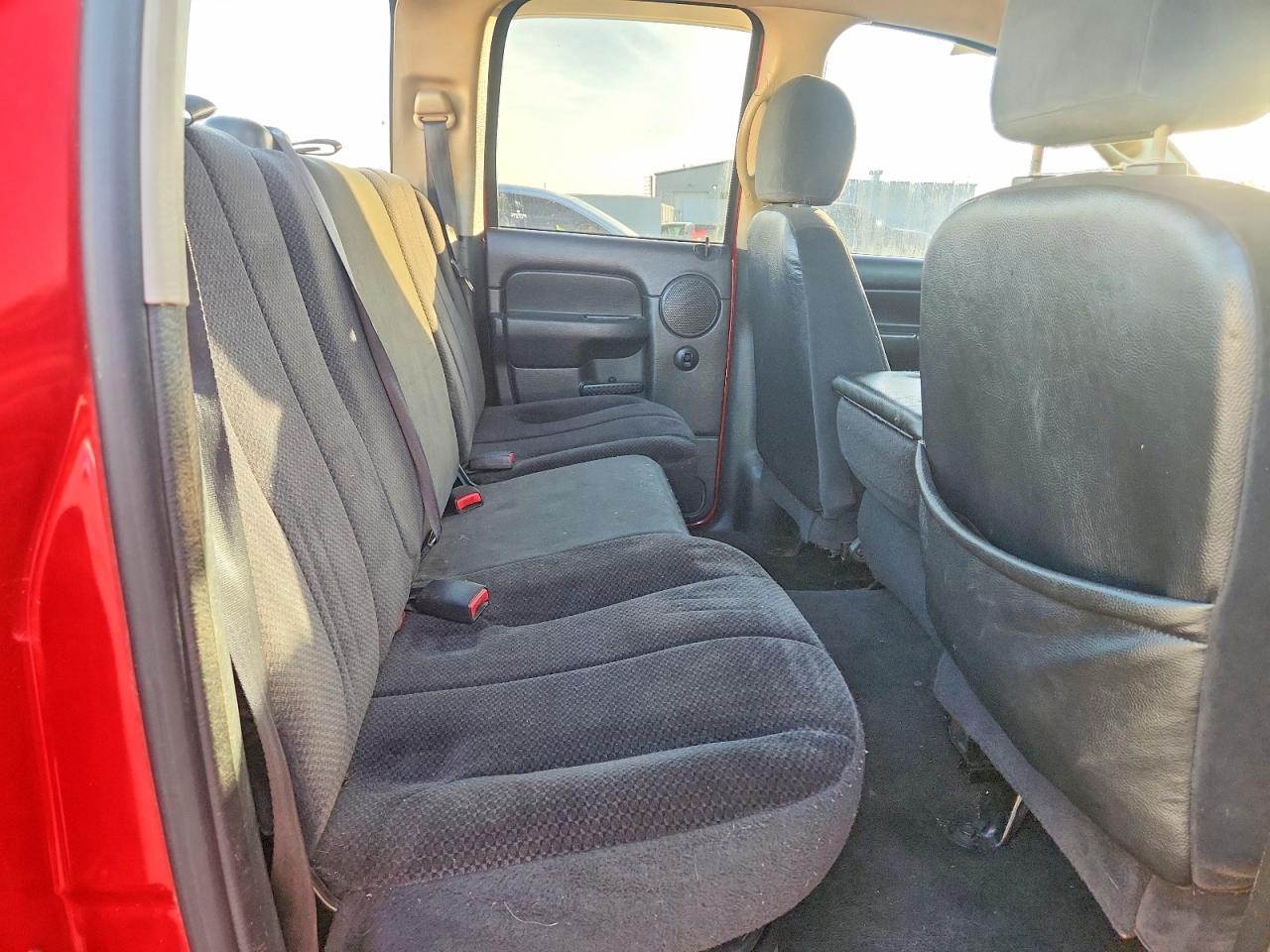 2003 DODGE RAM 1500 ST photo 19