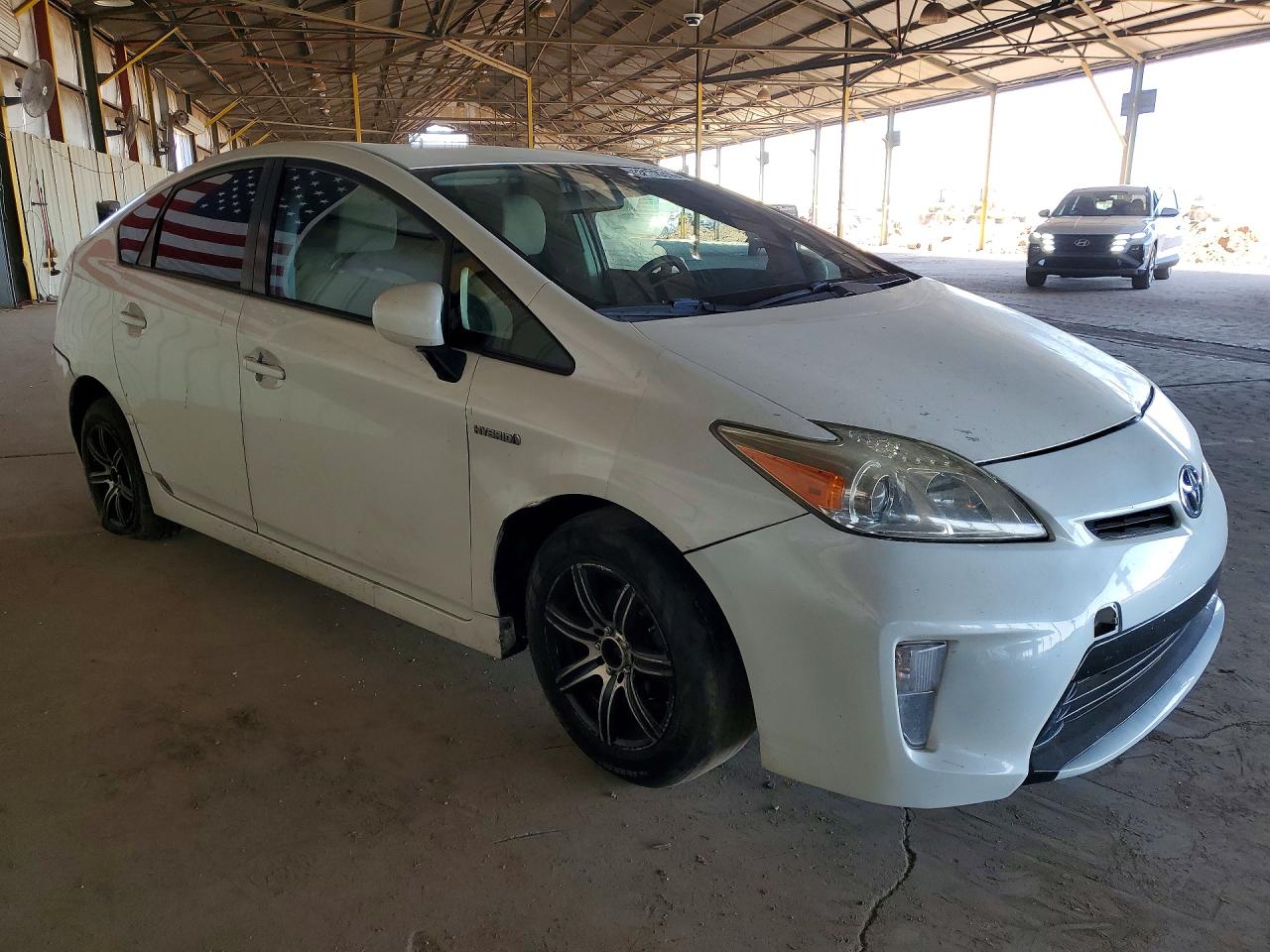2013 TOYOTA PRIUS THREE photo 10