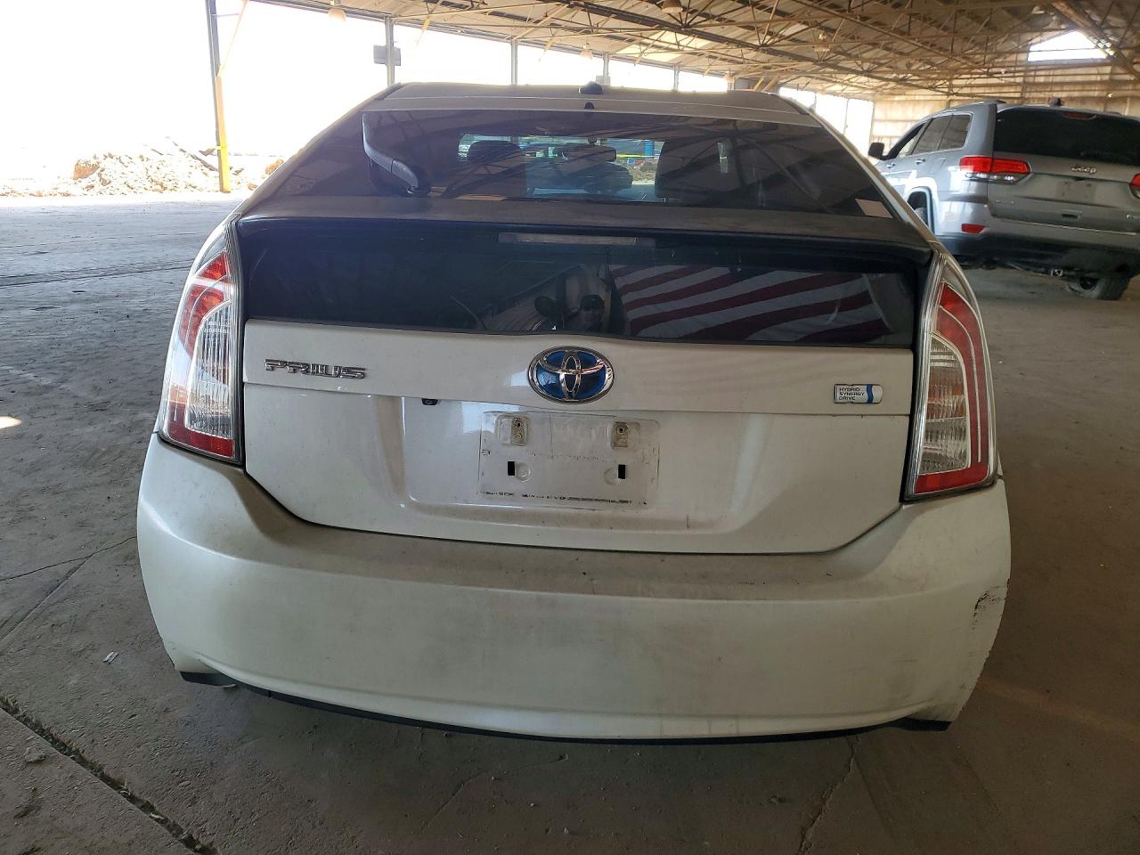 2013 TOYOTA PRIUS THREE photo 16