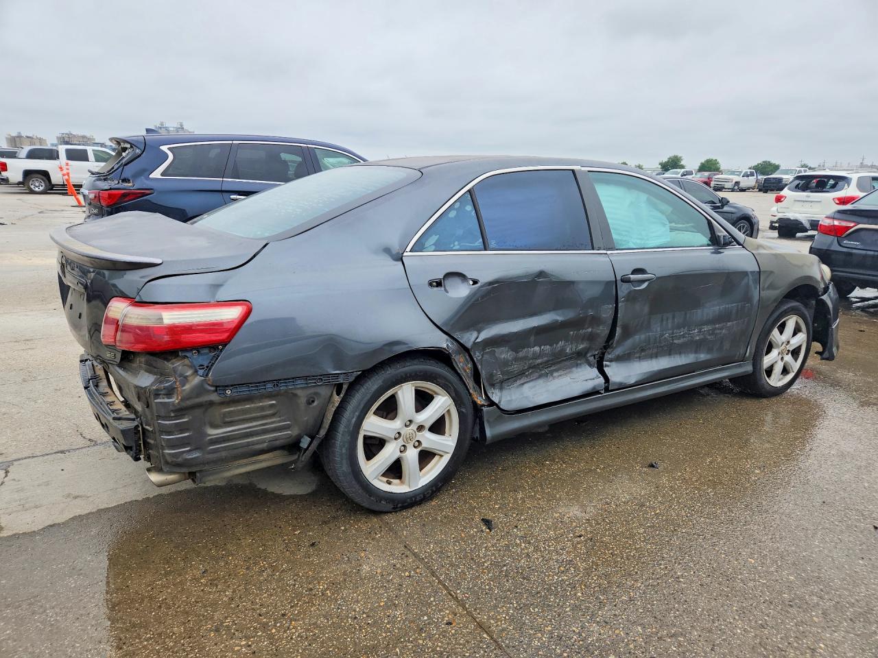 2007 TOYOTA CAMRY SE photo 5