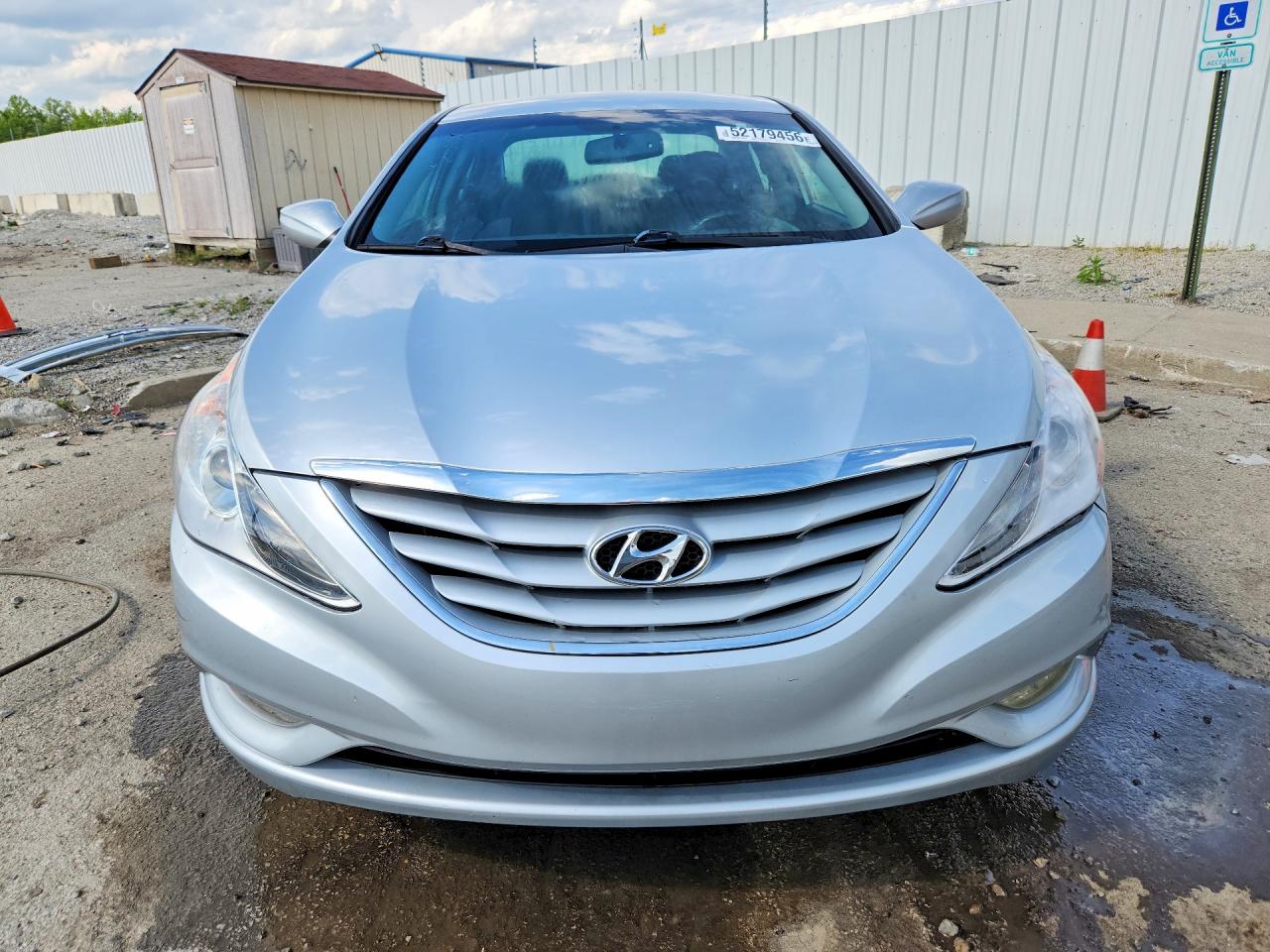 2013 HYUNDAI SONATA GLS photo 9
