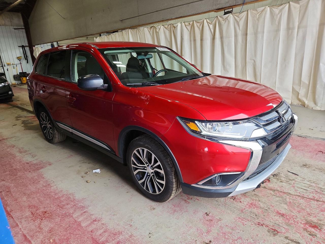 2018 MITSUBISHI OUTLANDER SE photo 10