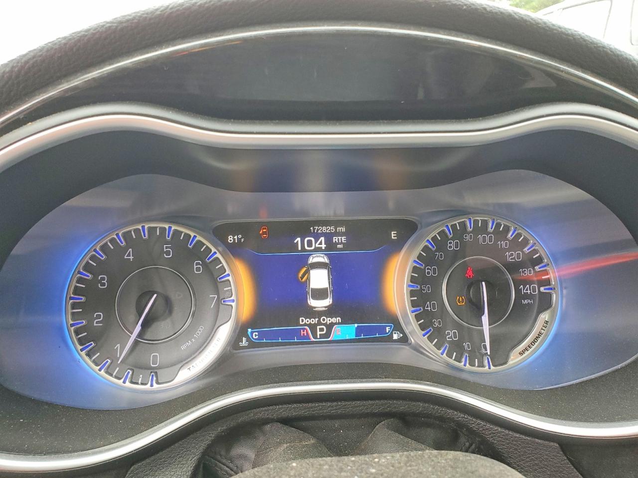 2015 CHRYSLER 200 C photo 17