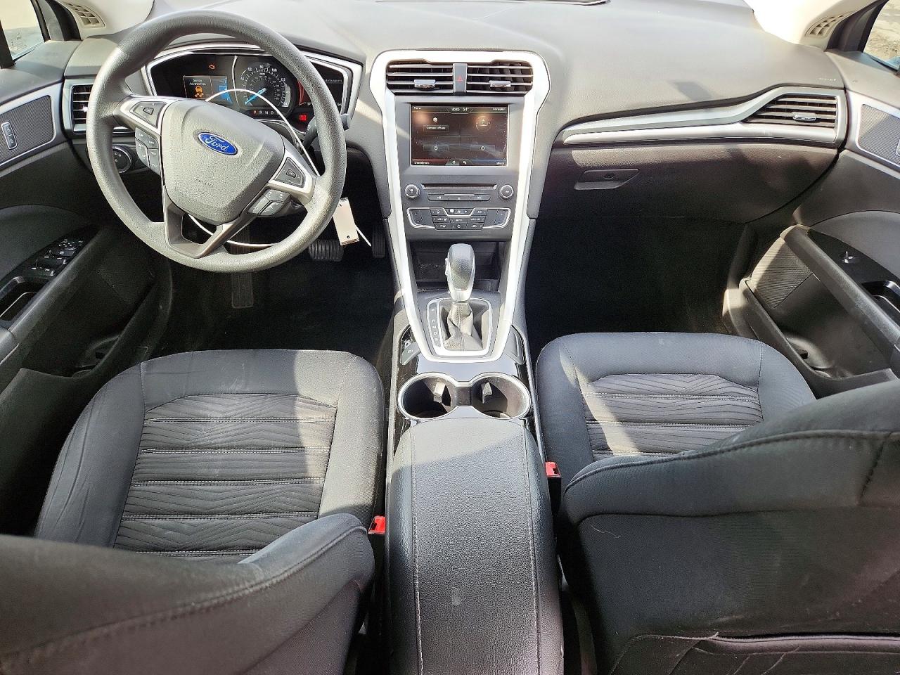 2016 FORD FUSION SE photo 22