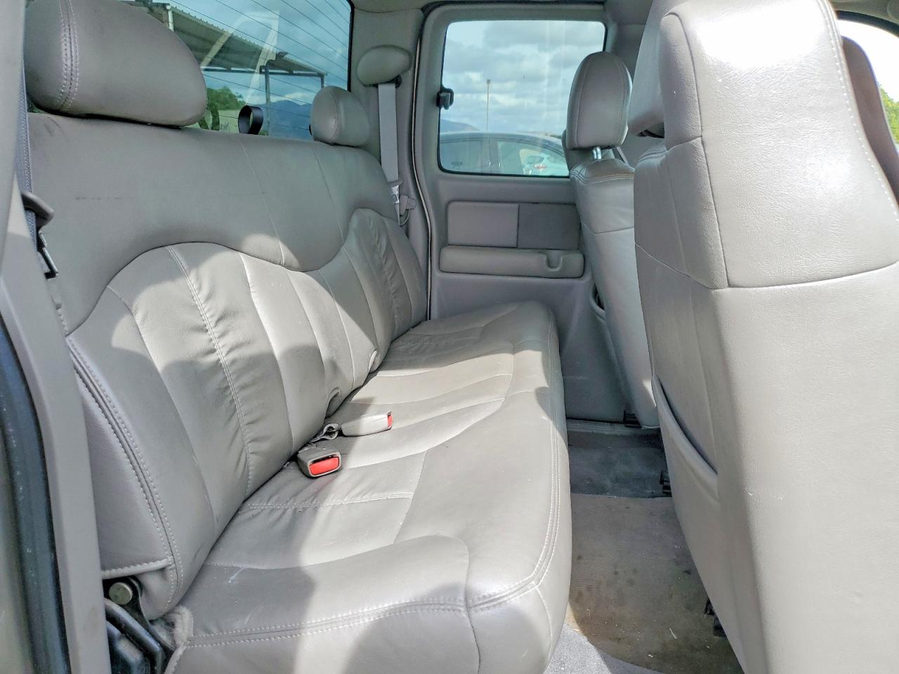 2002 CHEVROLET SILVERADO K1500 photo 19