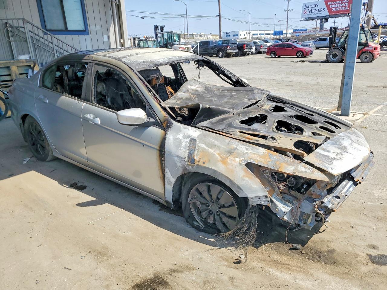 2009 HONDA ACCORD LX photo 4