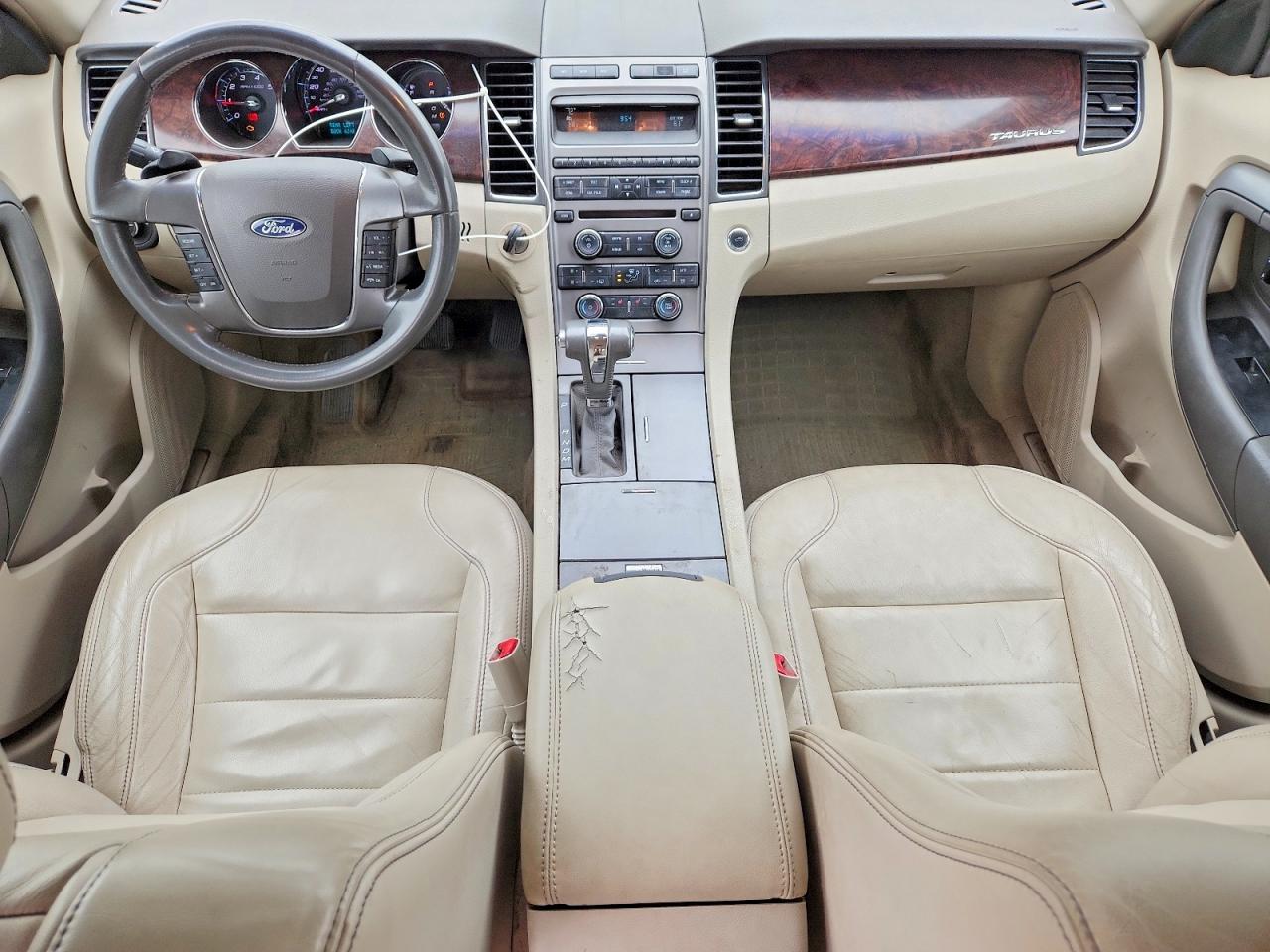 2011 FORD TAURUS SEL photo 15