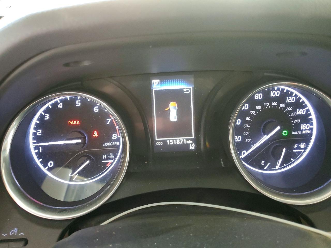 2020 TOYOTA CAMRY LE photo 17
