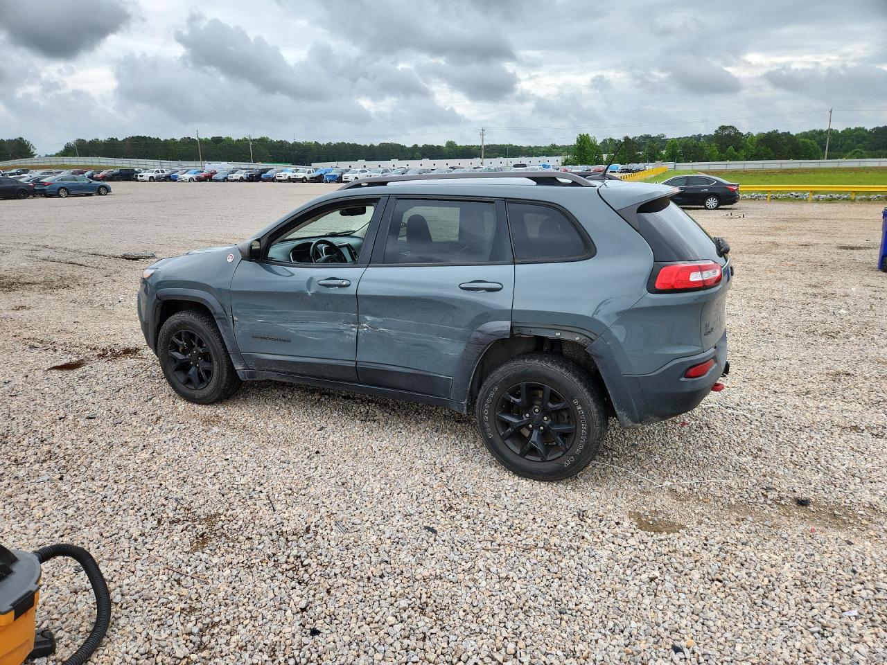 2015 JEEP CHEROKEE TRAILHAWK photo 4