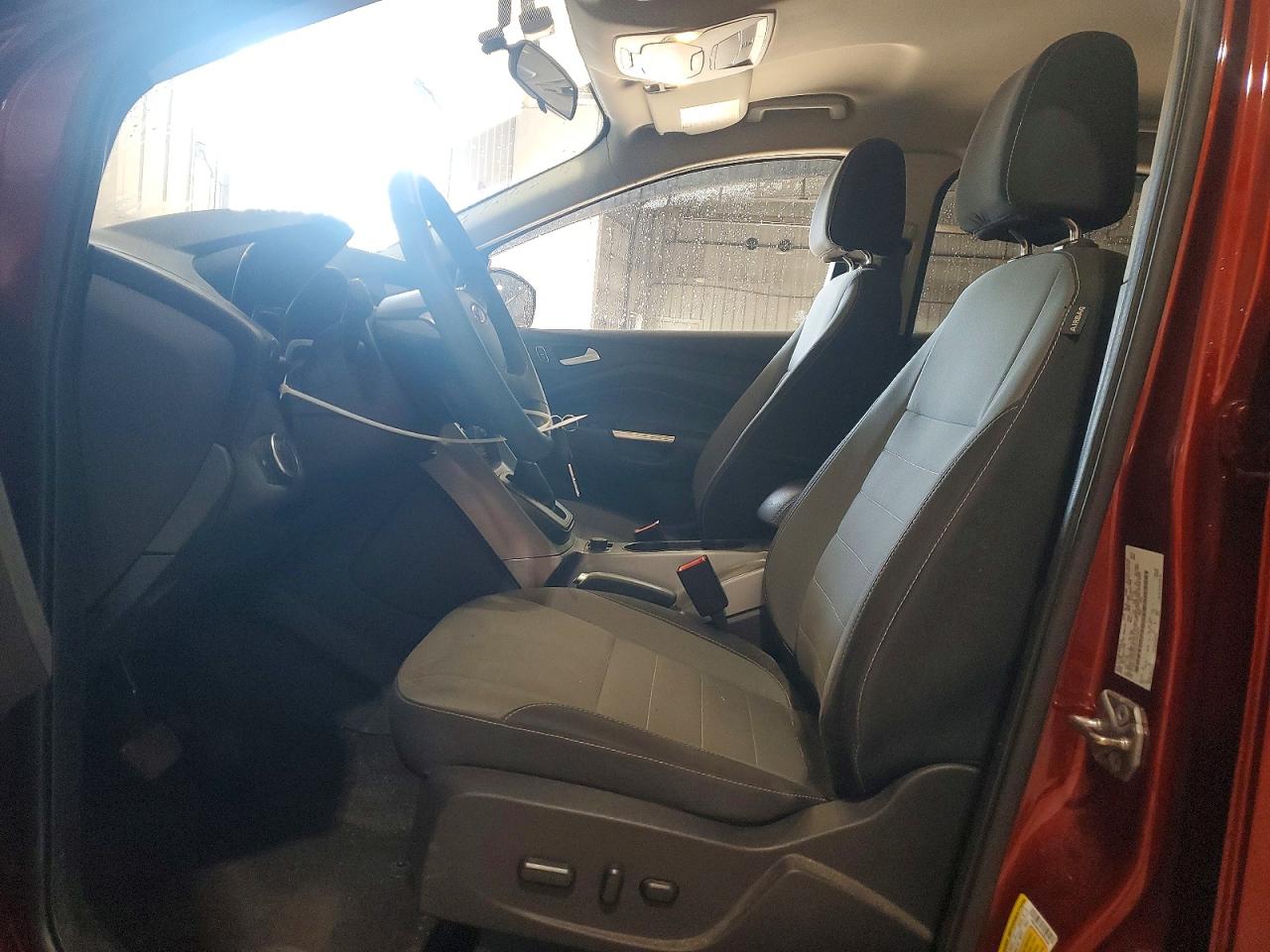 2016 FORD ESCAPE SE photo 19