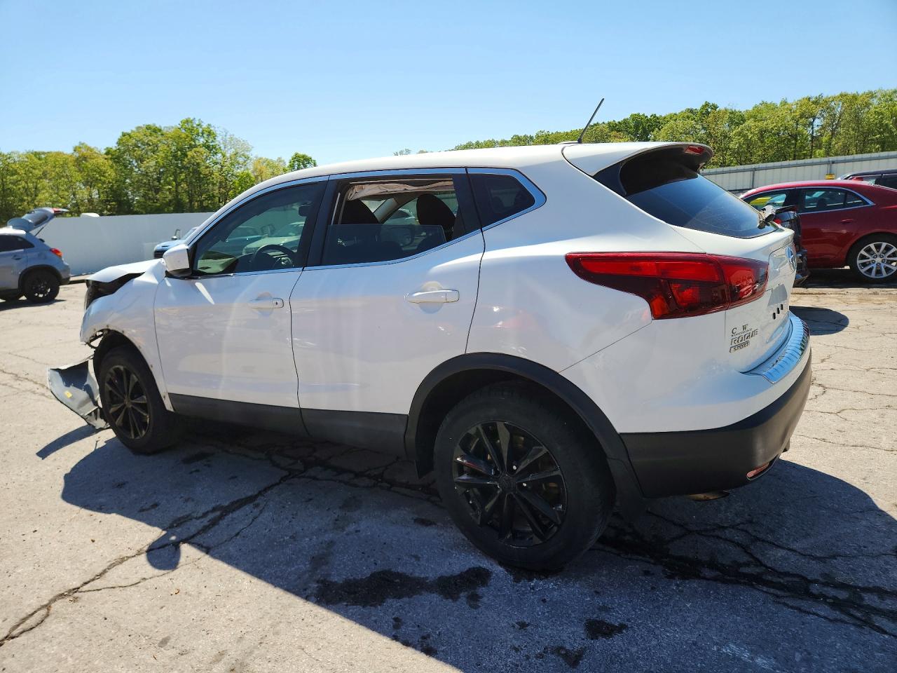 2018 NISSAN ROGUE SPORT S photo 3