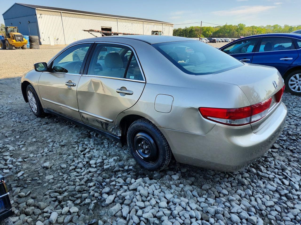 2003 HONDA ACCORD LX photo 3