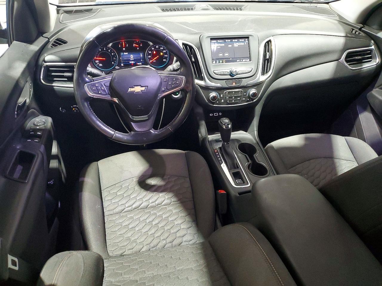 2019 CHEVROLET EQUINOX LT photo 8