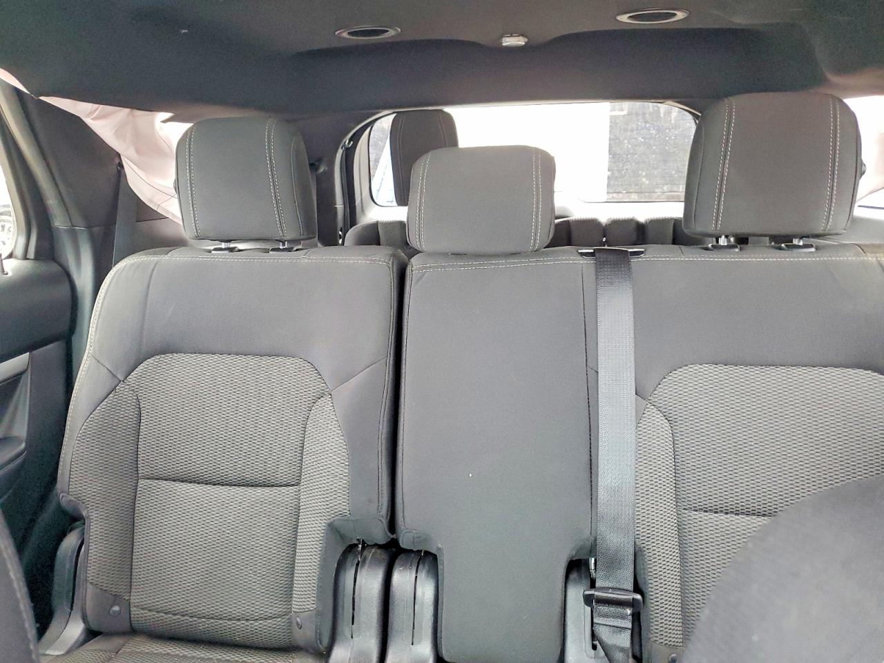 2016 FORD EXPLORER XLT photo 28
