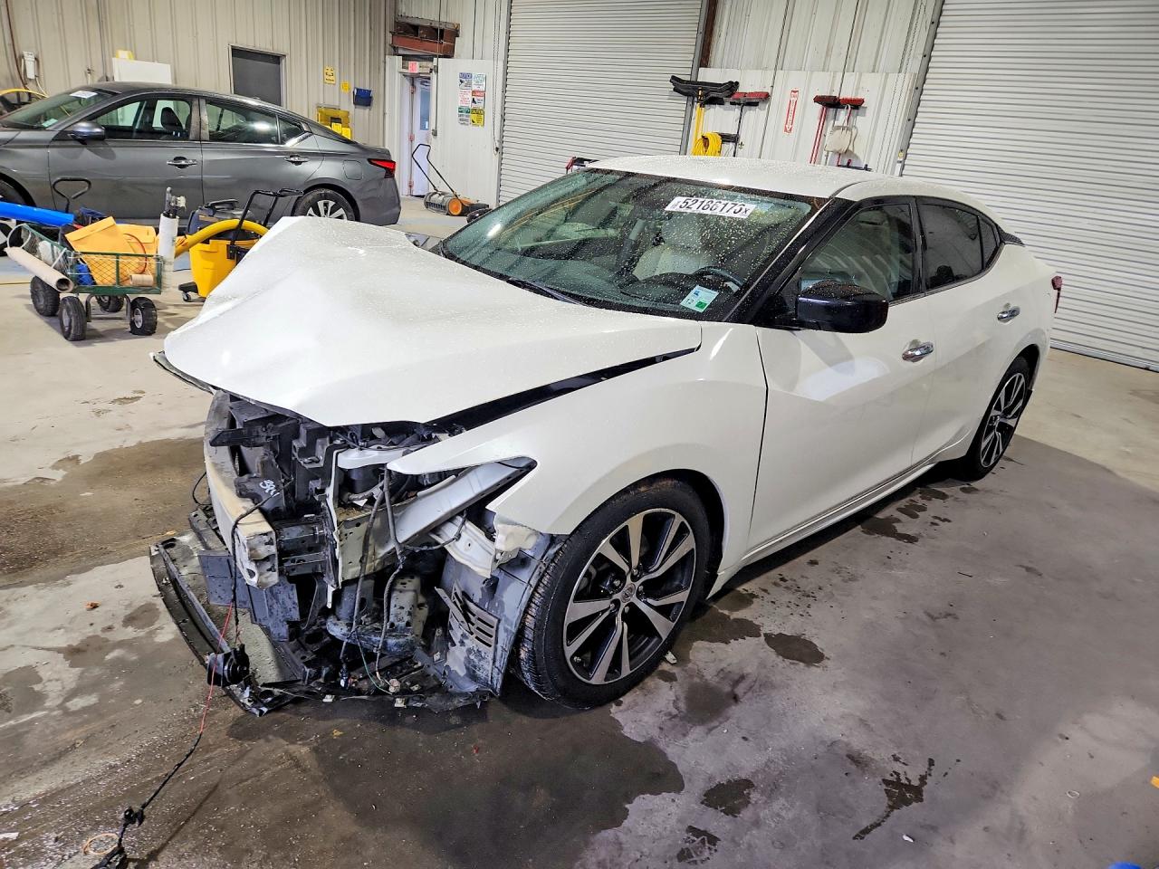 2017 NISSAN MAXIMA