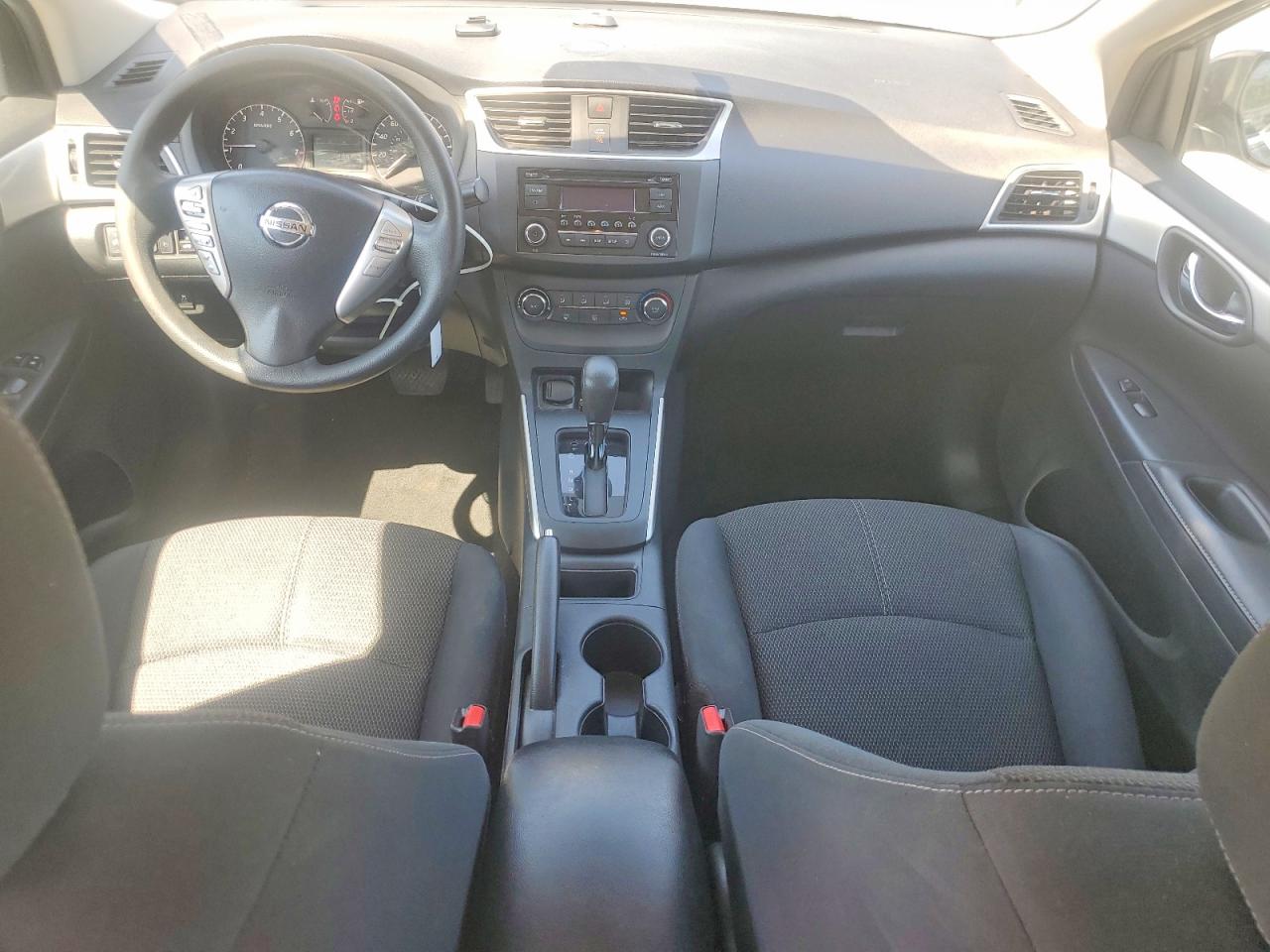 2017 NISSAN SENTRA S photo 8