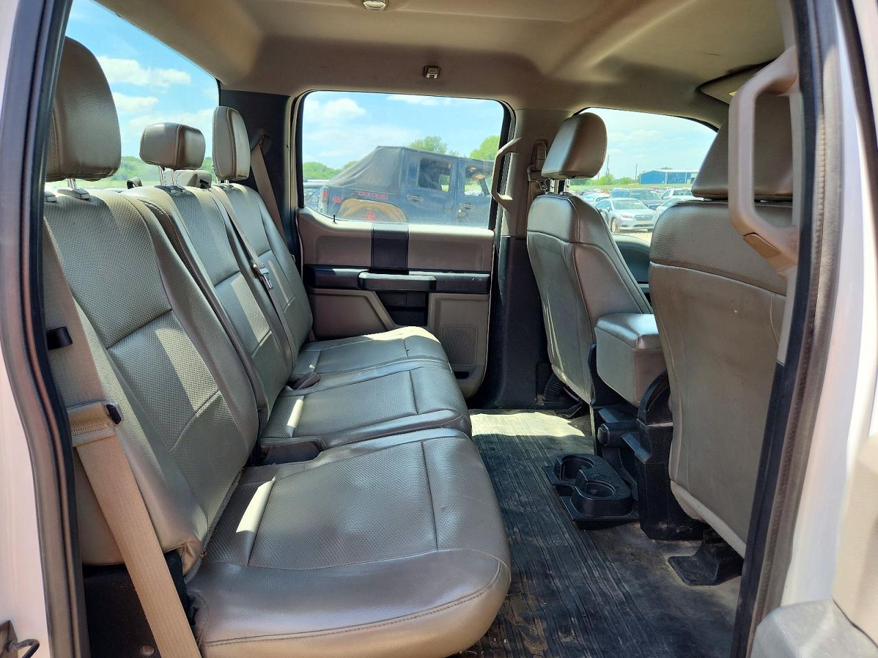 2017 FORD F150 SUPERCREW photo 19