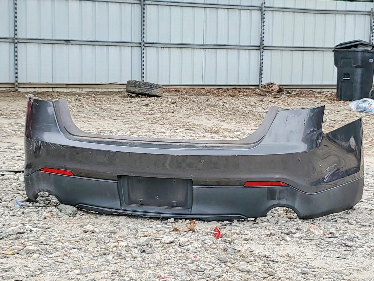 2015 FORD TAURUS SEL photo 23