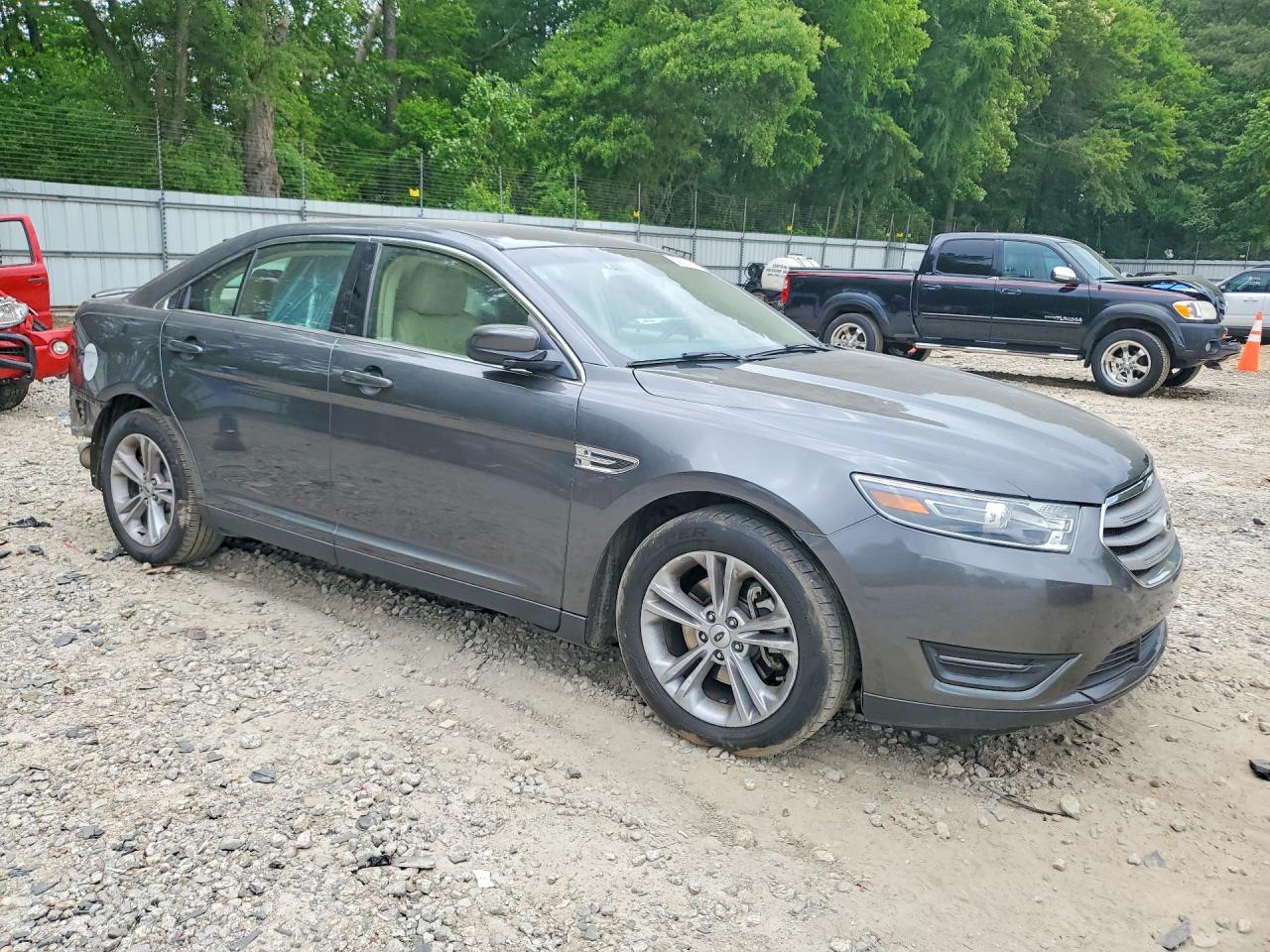 2015 FORD TAURUS SEL photo 7