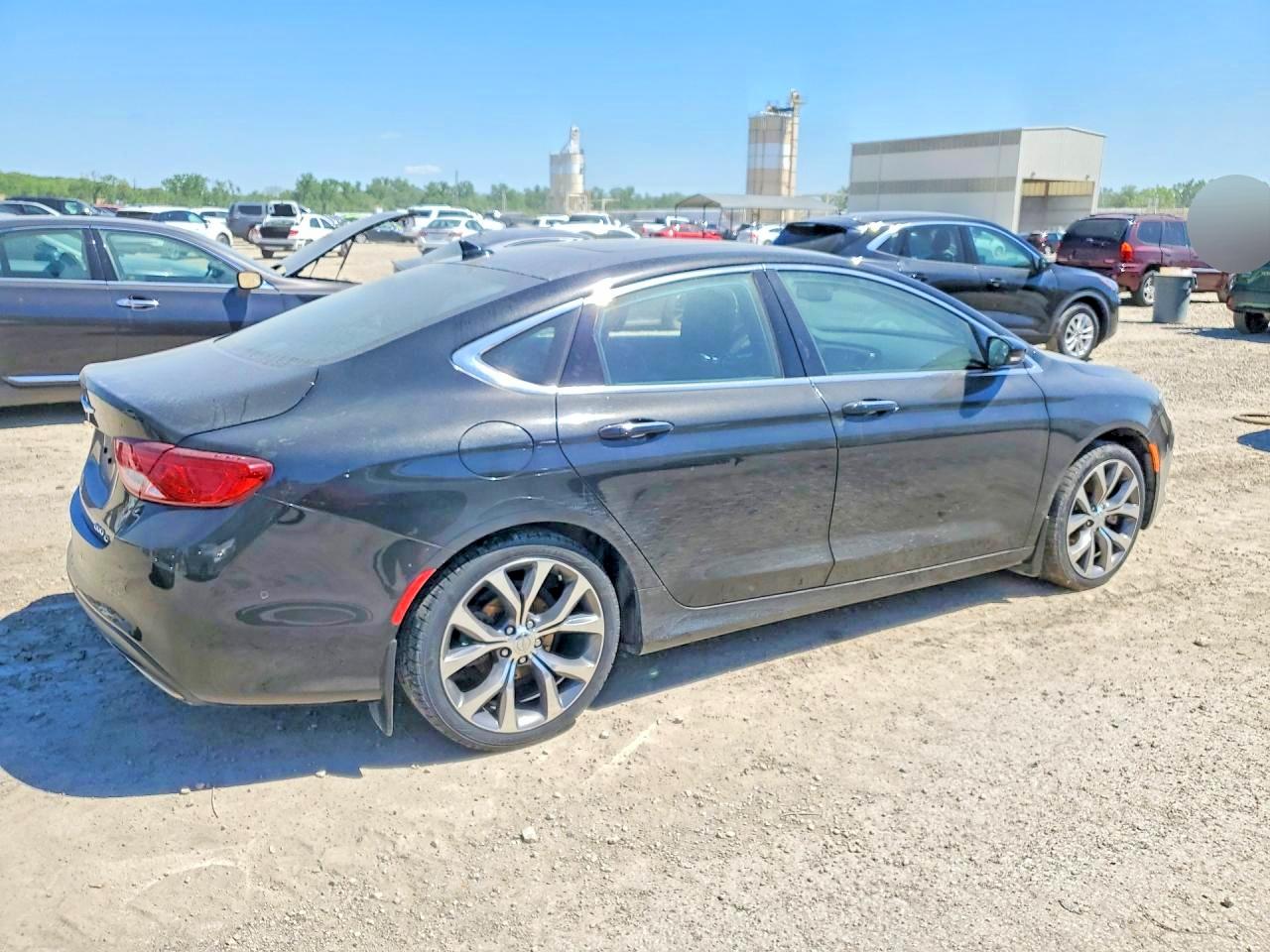 2016 CHRYSLER 200 C photo 5