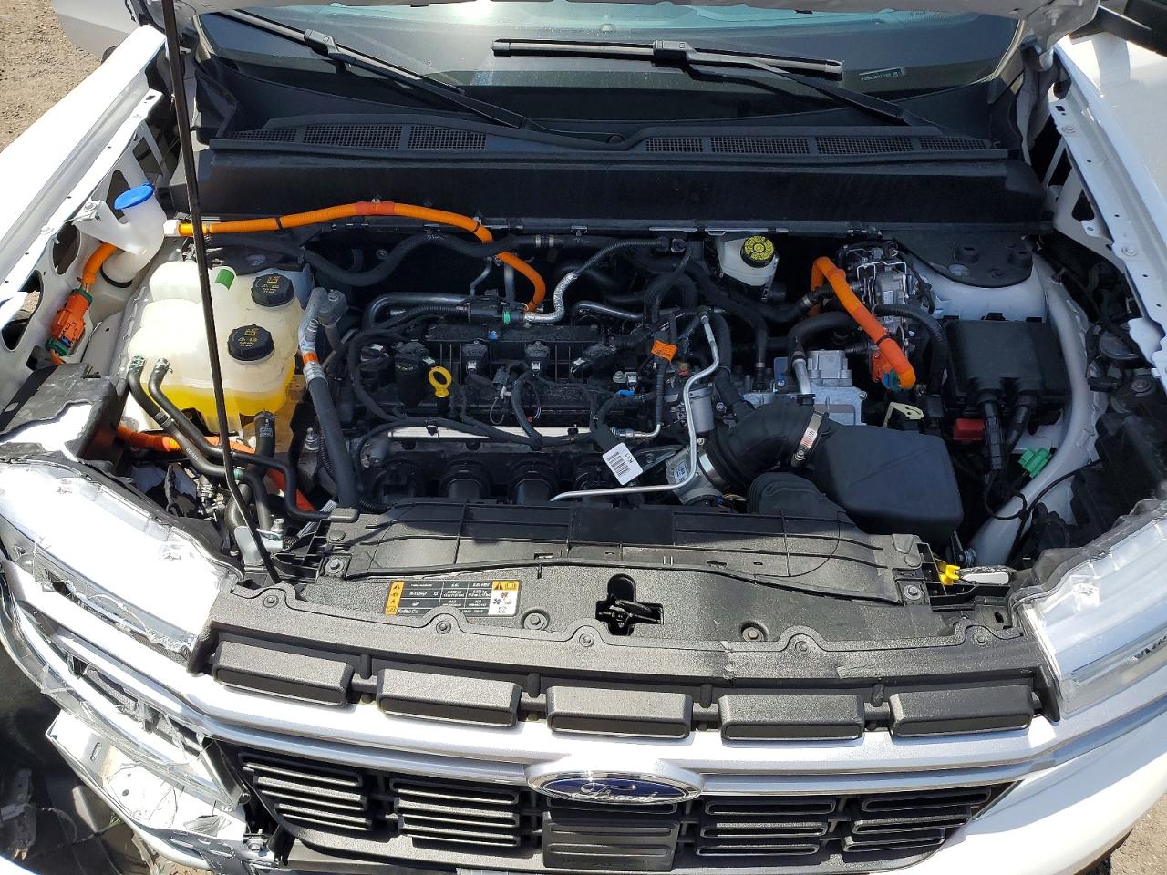 2024 FORD MAVERICK LARIAT photo 21