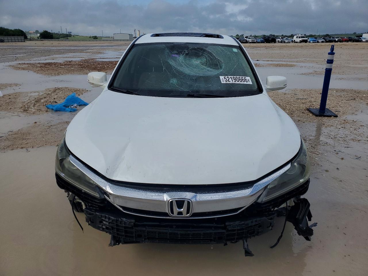 2017 HONDA ACCORD HYBRID EXL photo 9