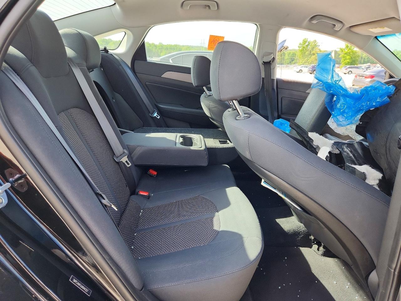 2018 HYUNDAI SONATA SEL photo 10