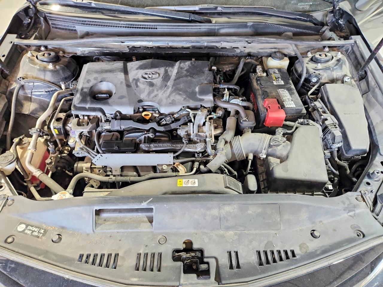 2018 TOYOTA CAMRY LE photo 11