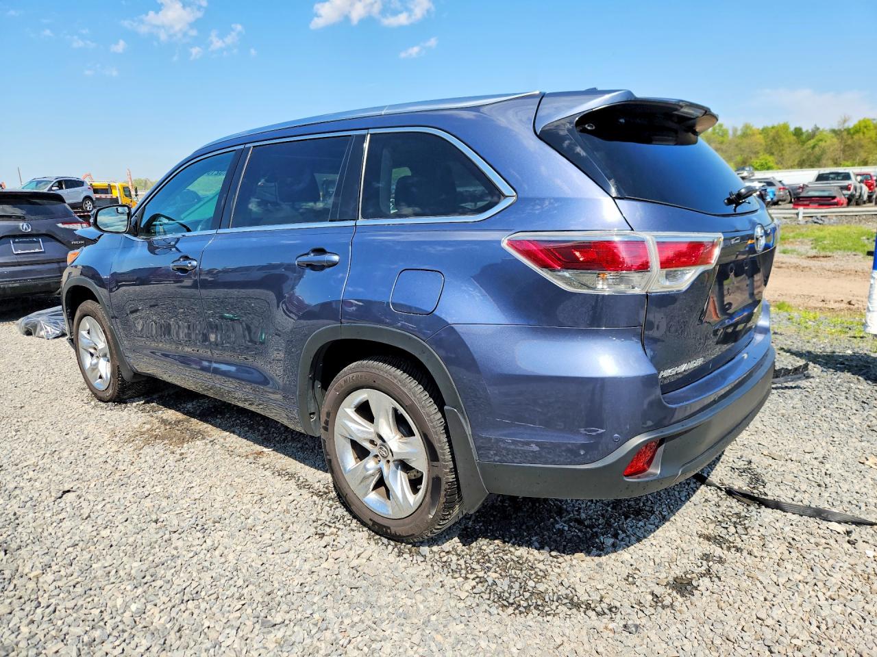 2016 TOYOTA HIGHLANDER LIMITED PLATINUM photo 4