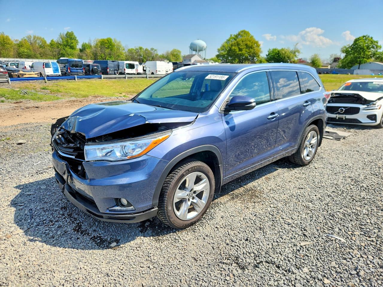 2016 TOYOTA HIGHLANDER
