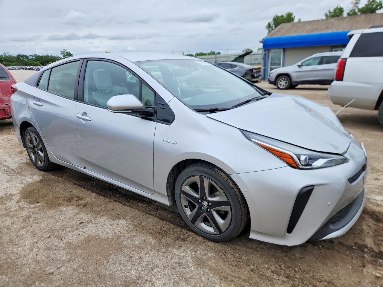 2019 TOYOTA PRIUS XLE photo 10