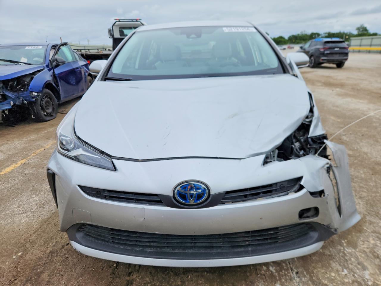 2019 TOYOTA PRIUS XLE photo 13