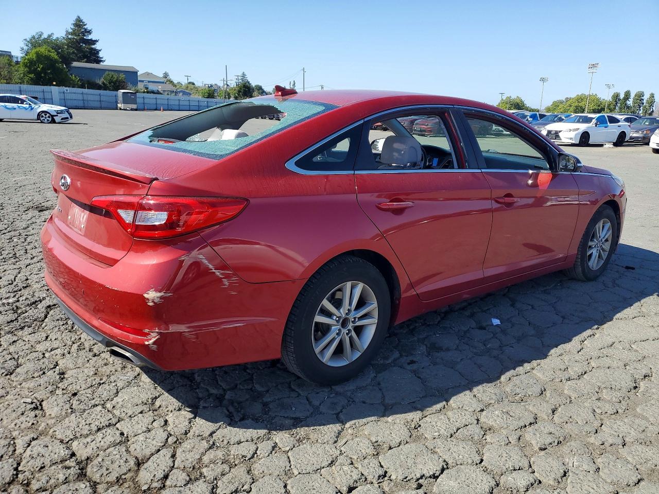 2017 HYUNDAI SONATA SE photo 5