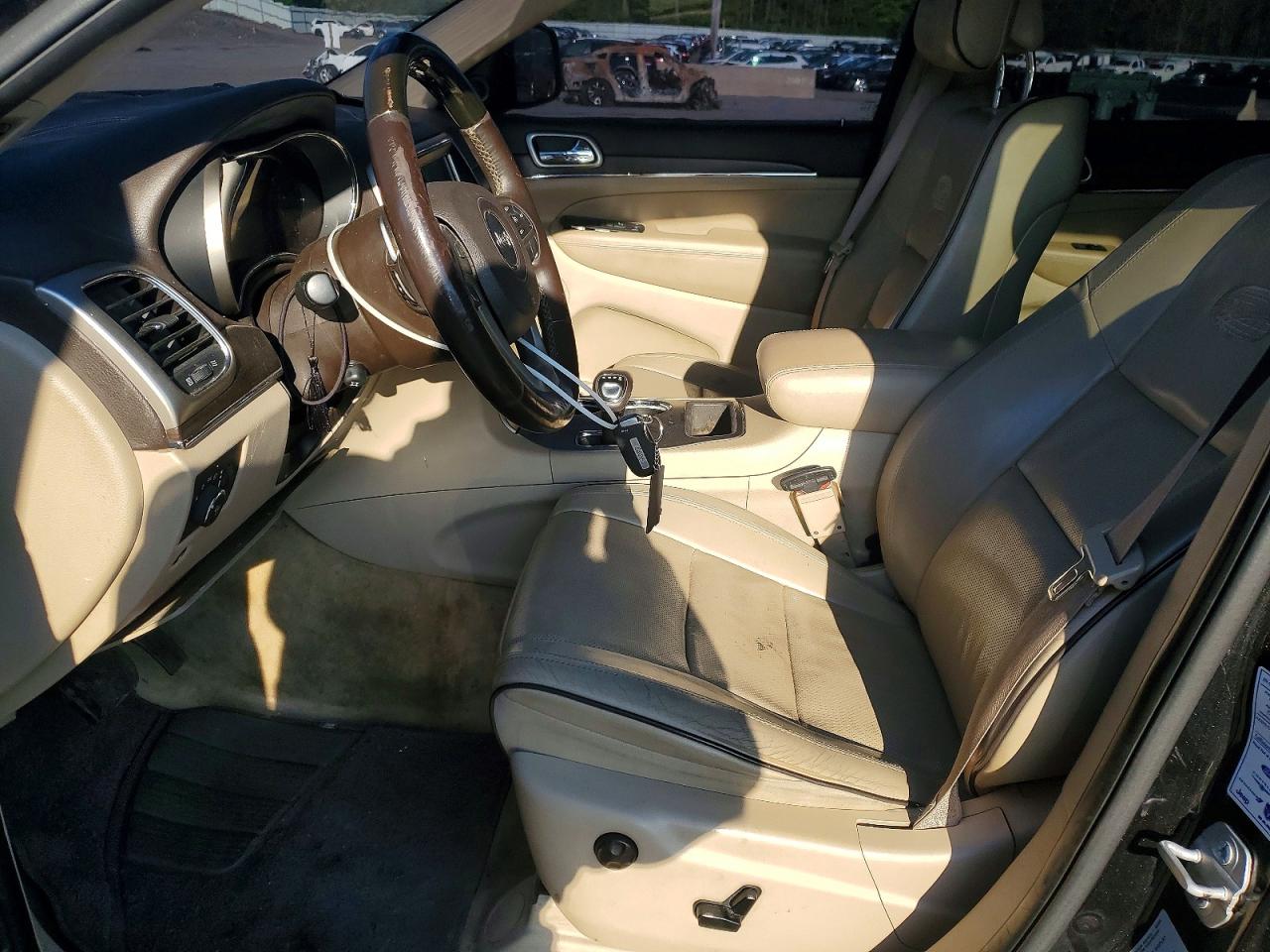 2015 JEEP GRAND CHEROKEE OVERLAND photo 13