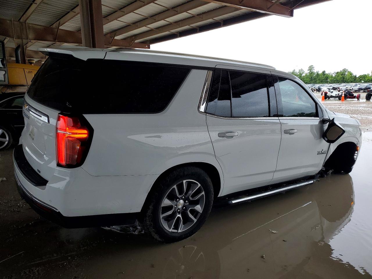 2022 CHEVROLET TAHOE C1500 LT photo 3