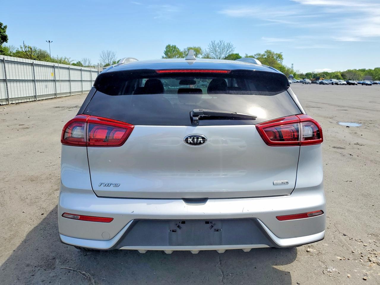 2017 KIA NIRO EX photo 11
